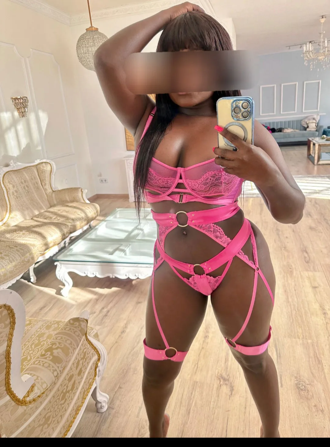 Xxbigbootyvicxx - Escort Glasgow